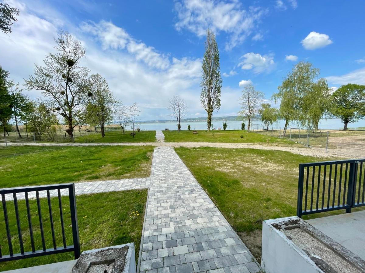 Albert Apartman Balatonberény Eksteriør billede