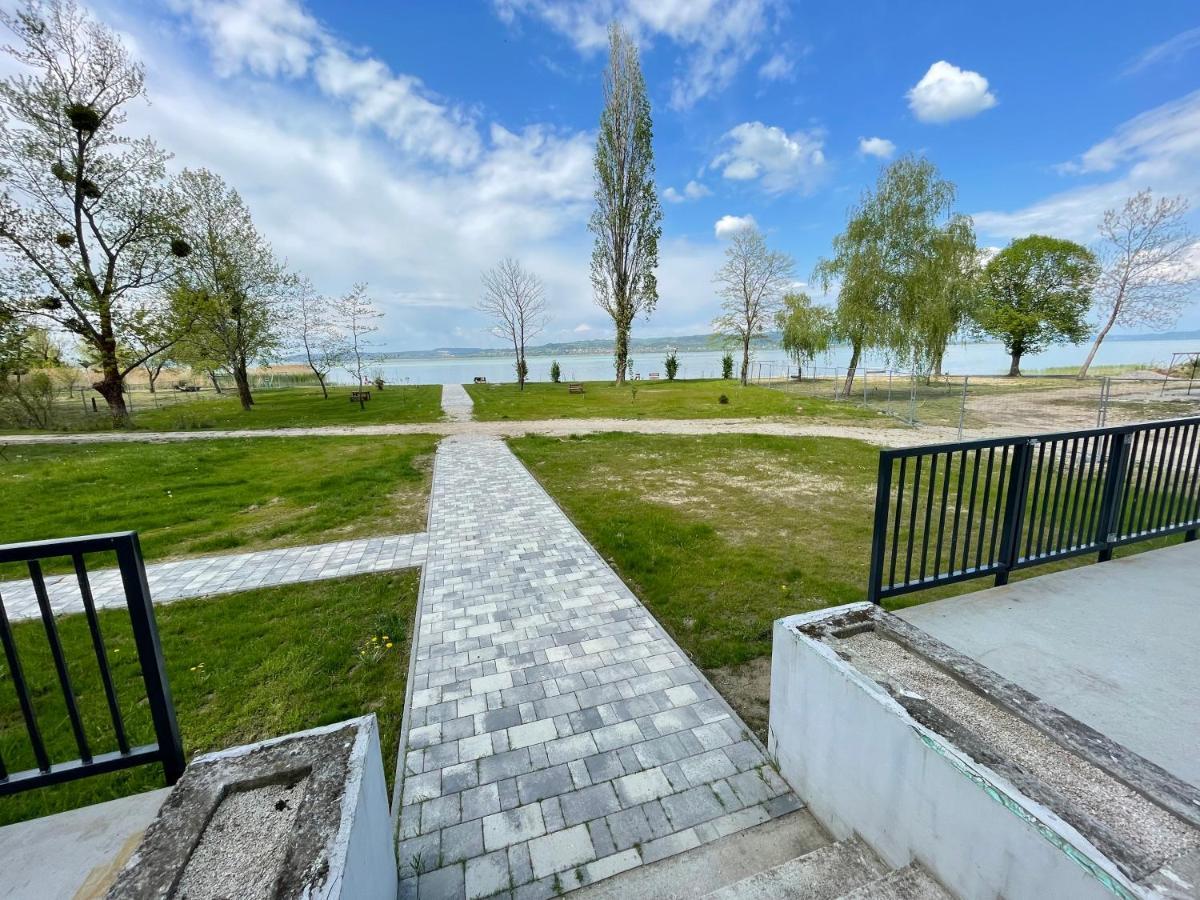 Albert Apartman Balatonberény Eksteriør billede